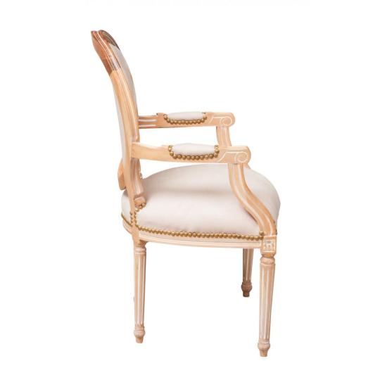 klasicke elegantne s opierkami jedalenske stolicky svetla bezova masiv mediteran nabytok slachticke jedalen obyvacka stolicky pohodlne bukove velke stolicky lameridiana zariadenie obchod.jpg